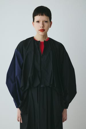 Balloon hem nylon blouson