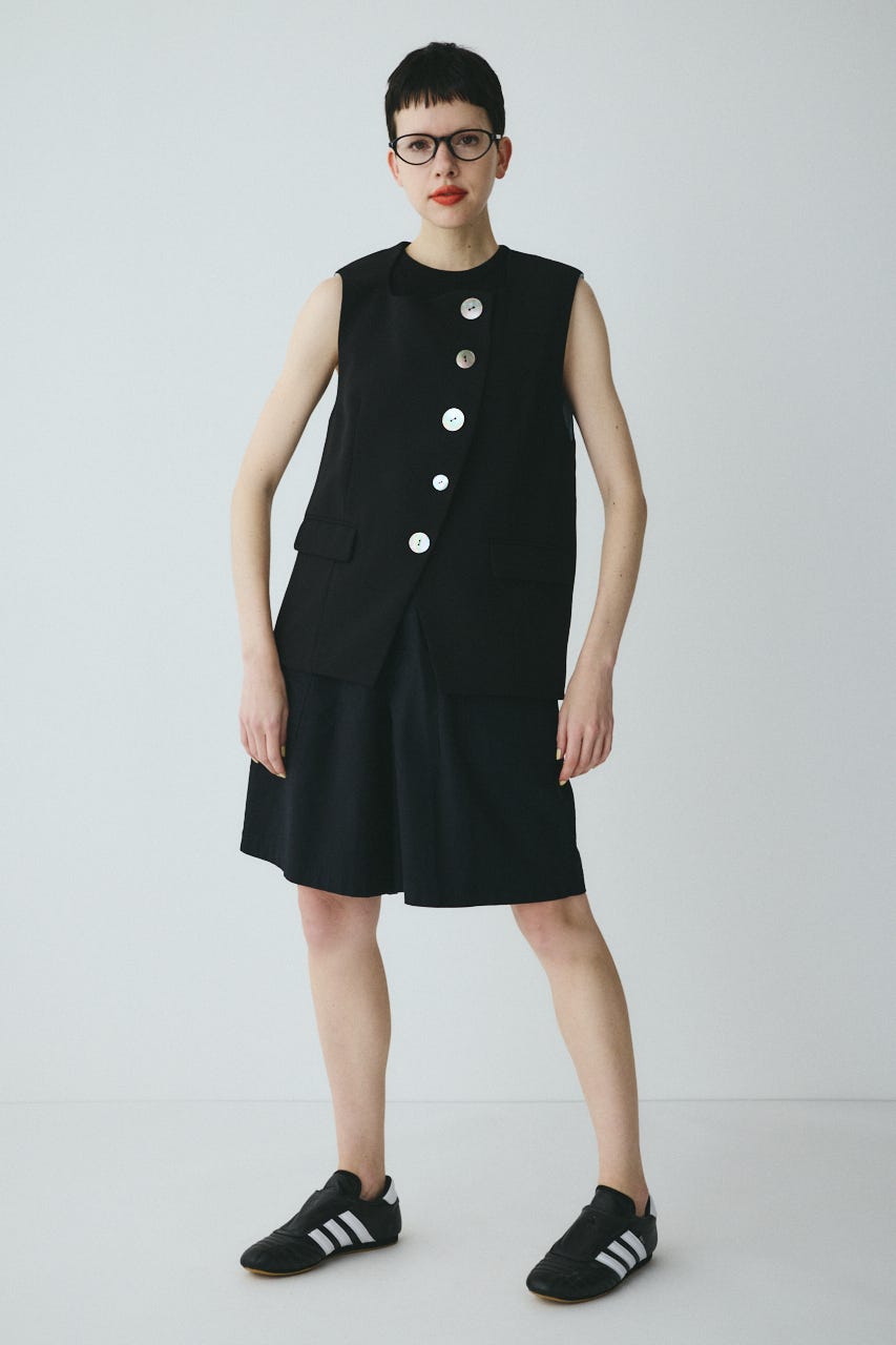 Wave neck vest BLK FREE