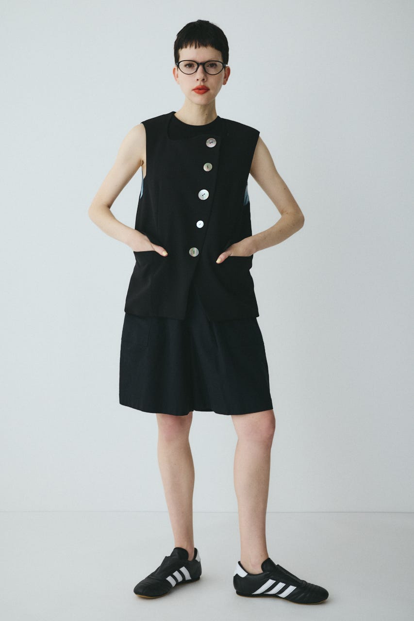 Wave neck vest BLK FREE