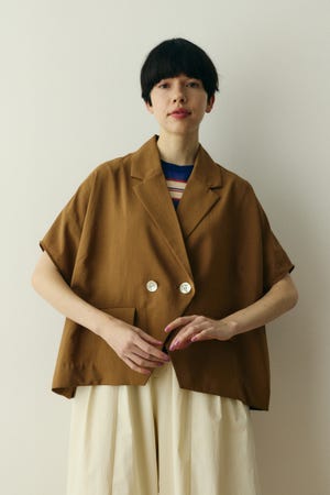 Relax half sleeve jacket