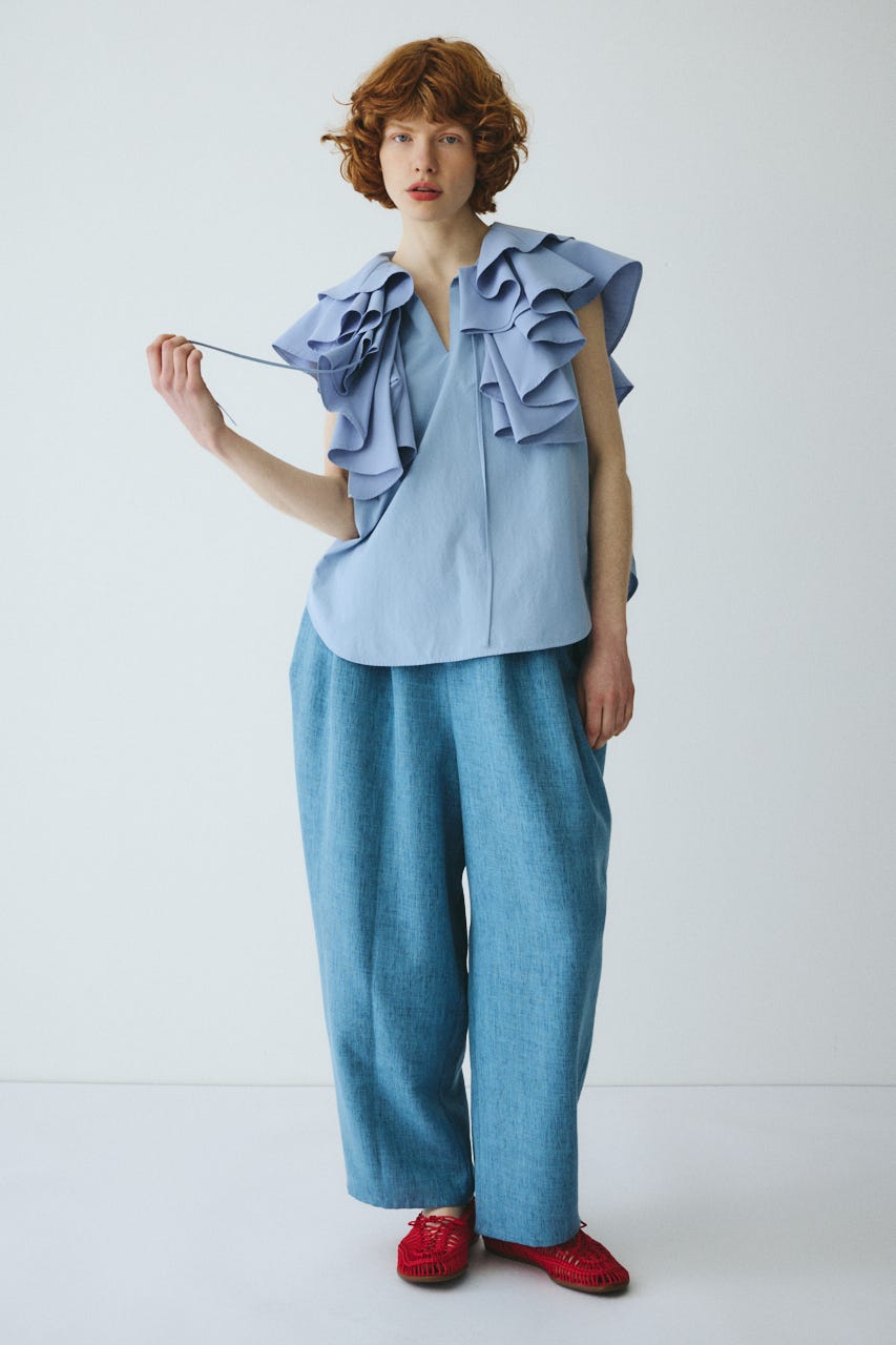 ［予約］Ruffled blouse L/BLU FREE