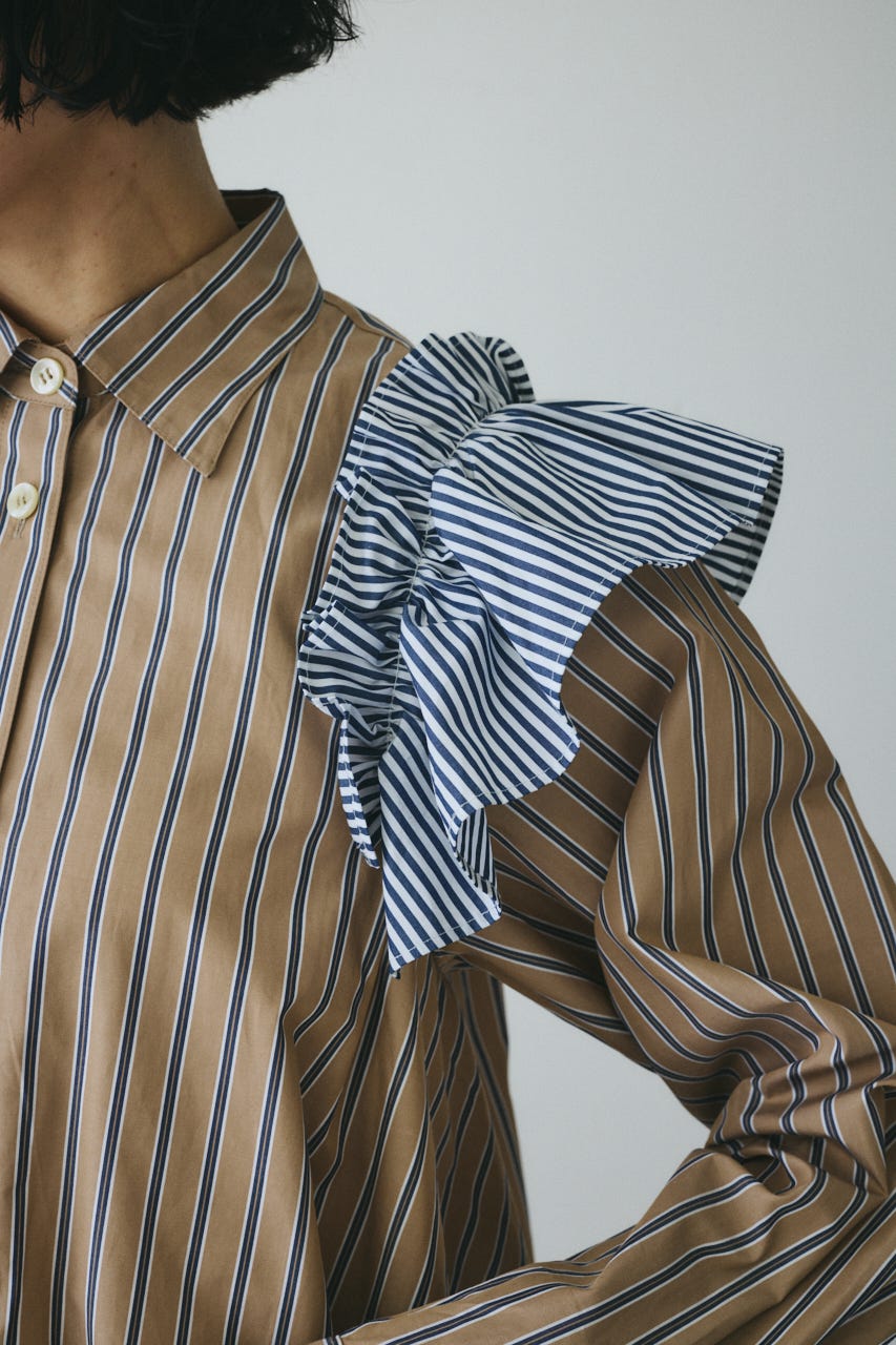 ［予約］Frill sleeve shirt 柄BEG FREE