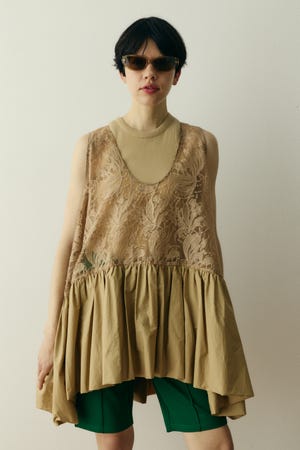 ［予約］Lace flare tunic