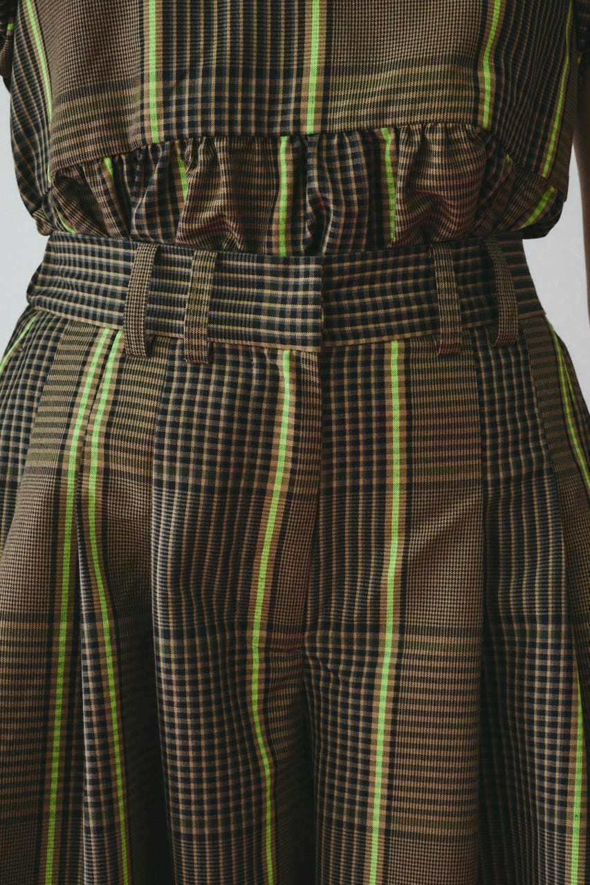 Flare half pants 柄BRN 36