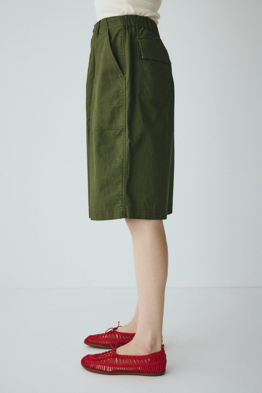 Round form baker half pants KHA 38