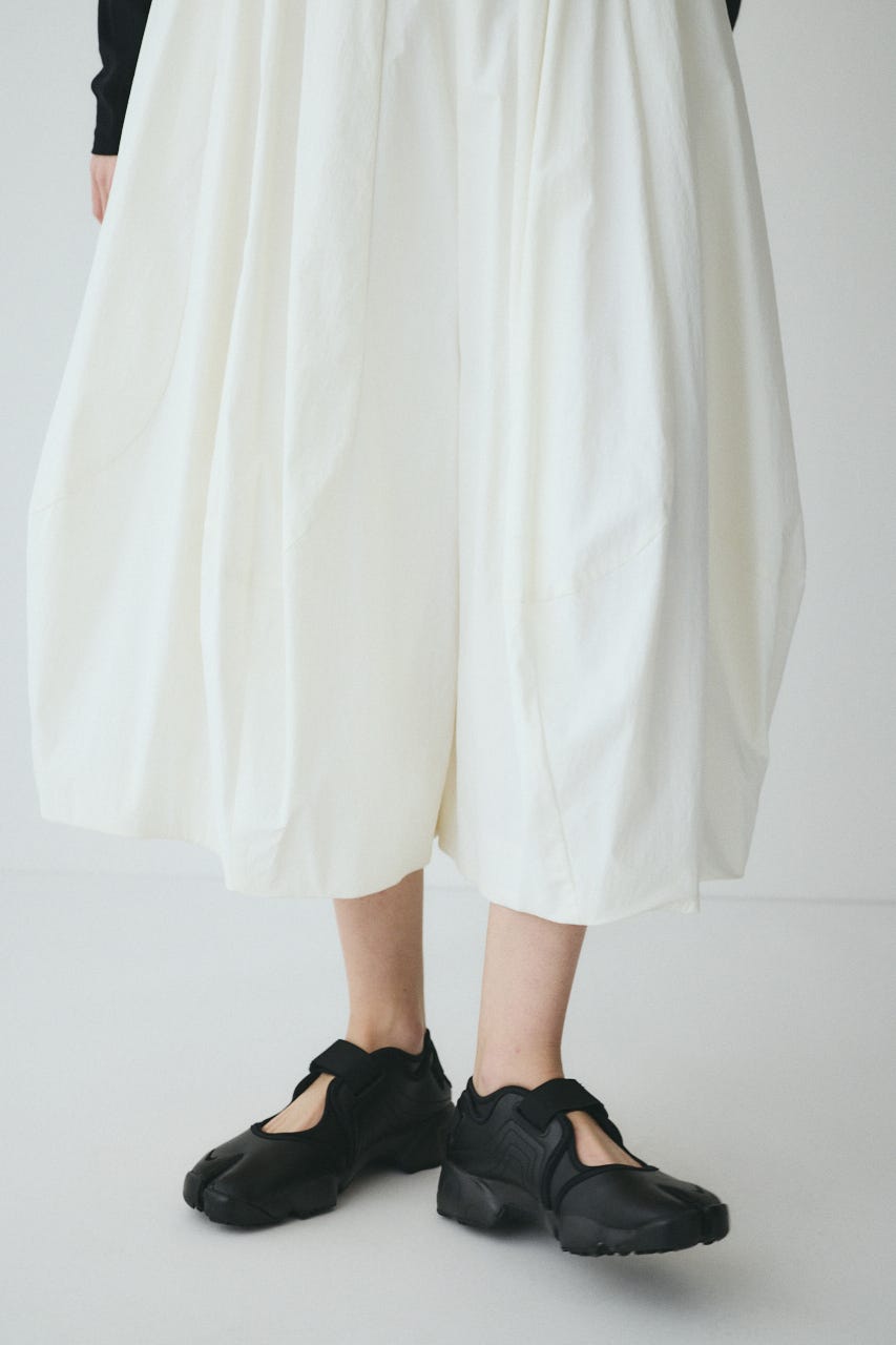 Volume balloon pants O/WHT FREE
