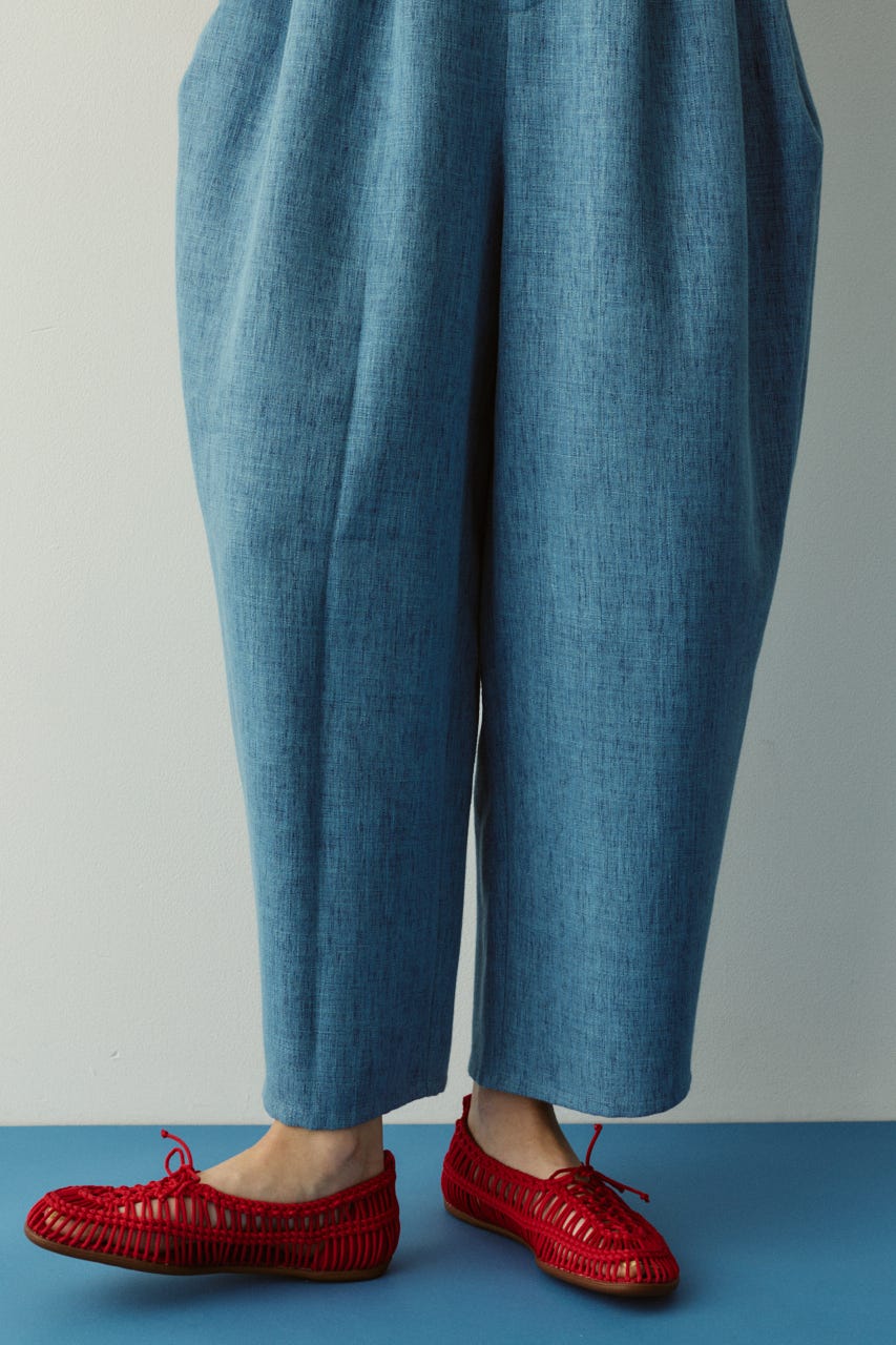［予約］Tweed butcher tuck pants L/BLU 36