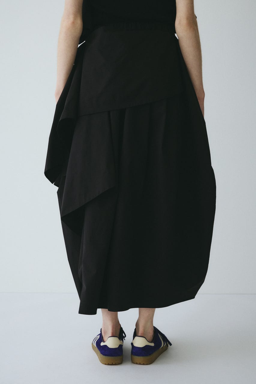 ［予約］Deformation cocoon skirt BLK FREE
