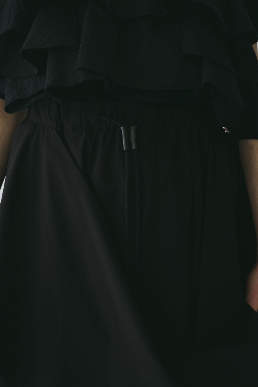 ［予約］Deformation cocoon skirt BLK FREE