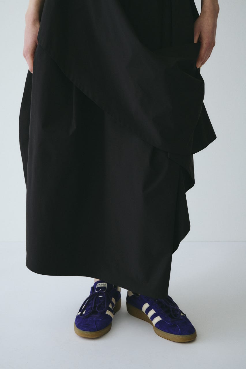 ［予約］Deformation cocoon skirt BLK FREE