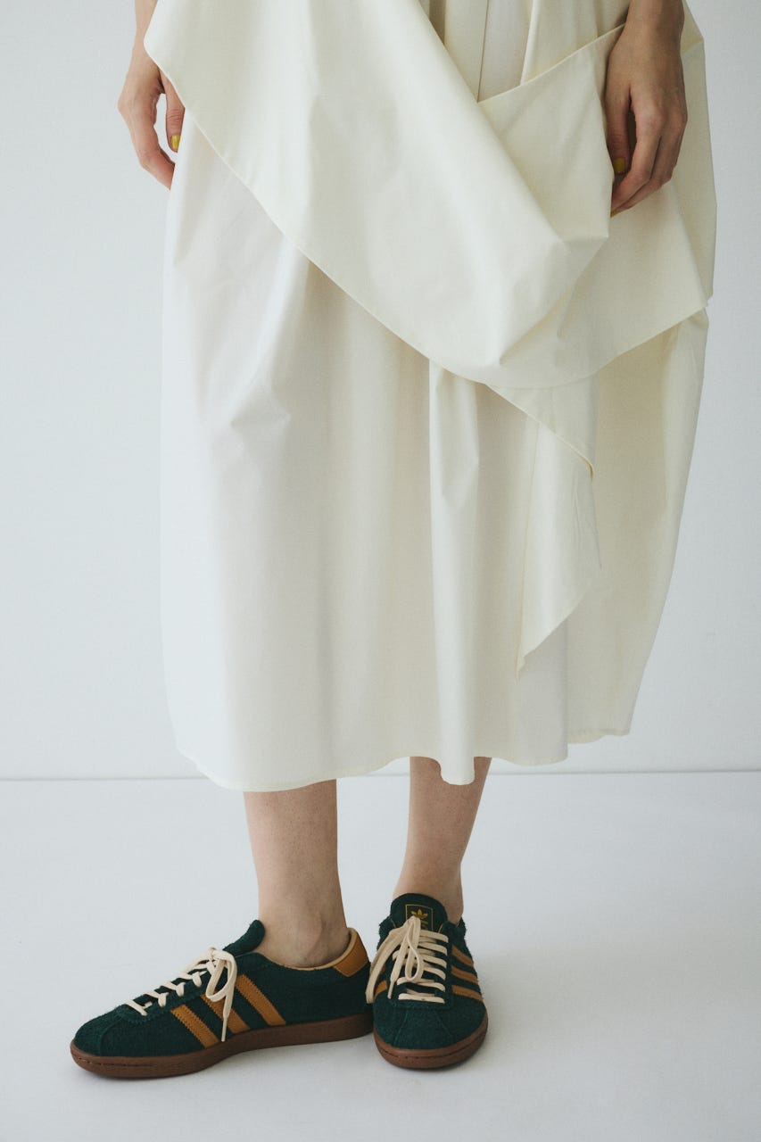 ［予約］Deformation cocoon skirt WHT FREE