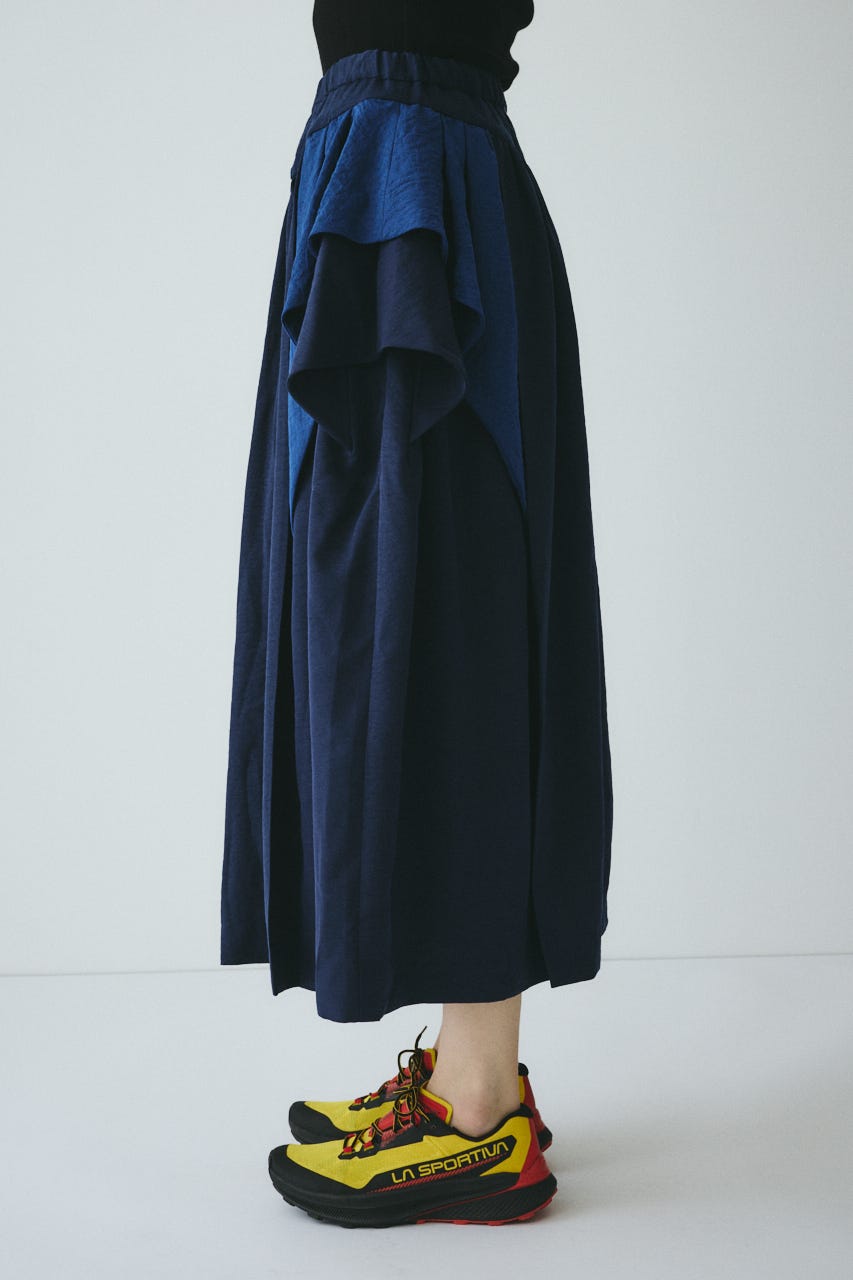 ［予約］Volume gather skirt 柄NVY FREE