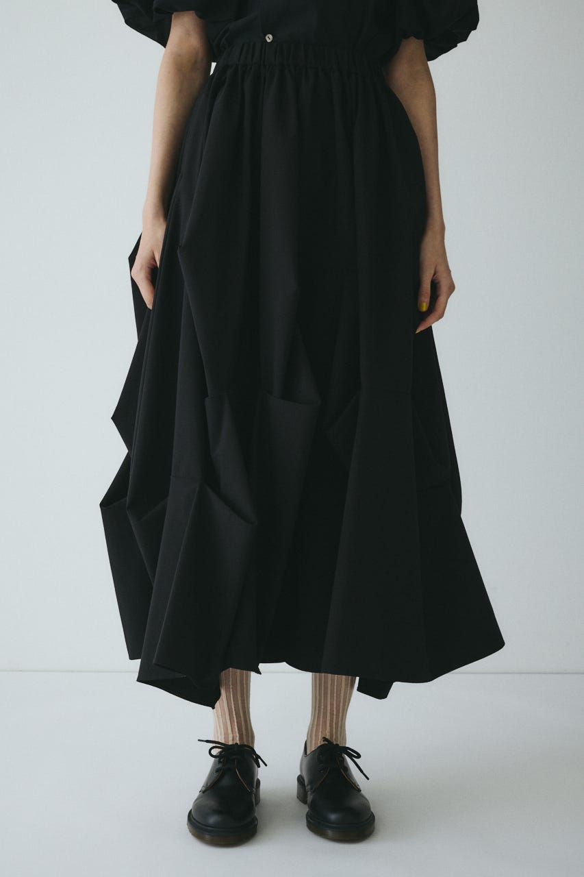 CLO Many tuck volume skirt BLK 38