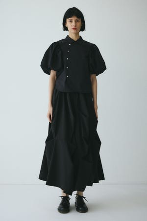 CLO Many tuck volume skirt
