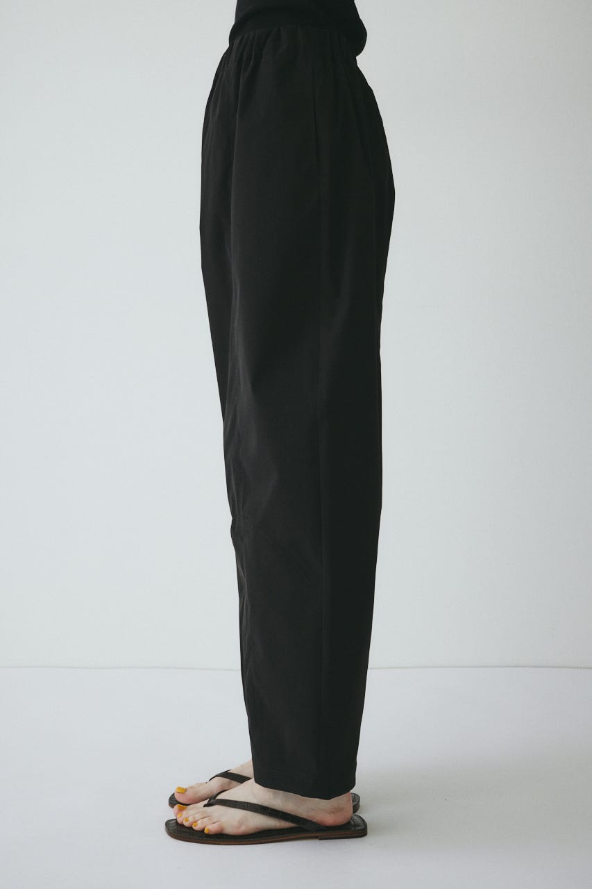 ［予約］Switching cocoon pants BLK 38