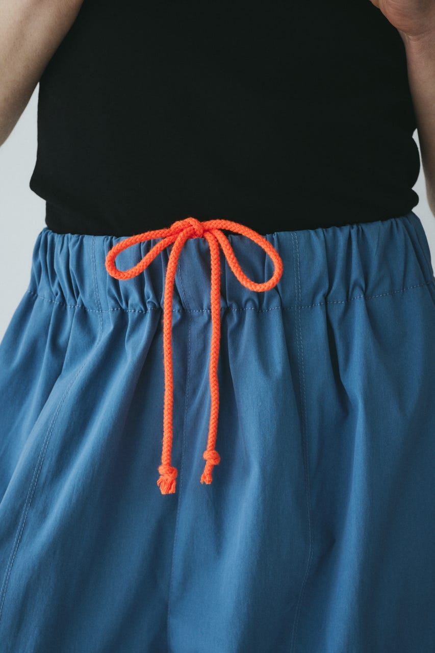 ［予約］Switching cocoon pants BLU 36