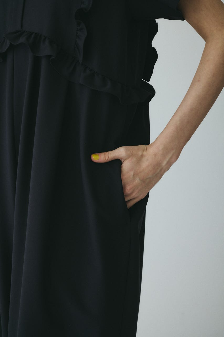 CLO Frill all in one BLK 38