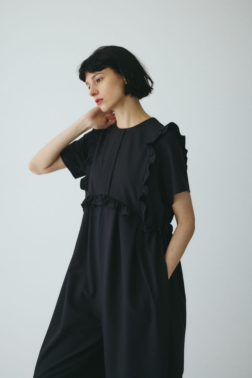 CLO Frill all in one BLK 38