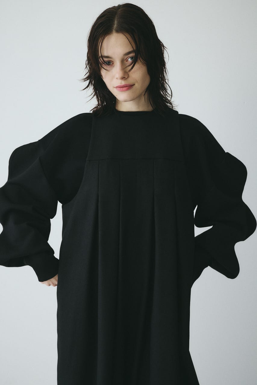 ［予約］Flare tuck all in one BLK 36