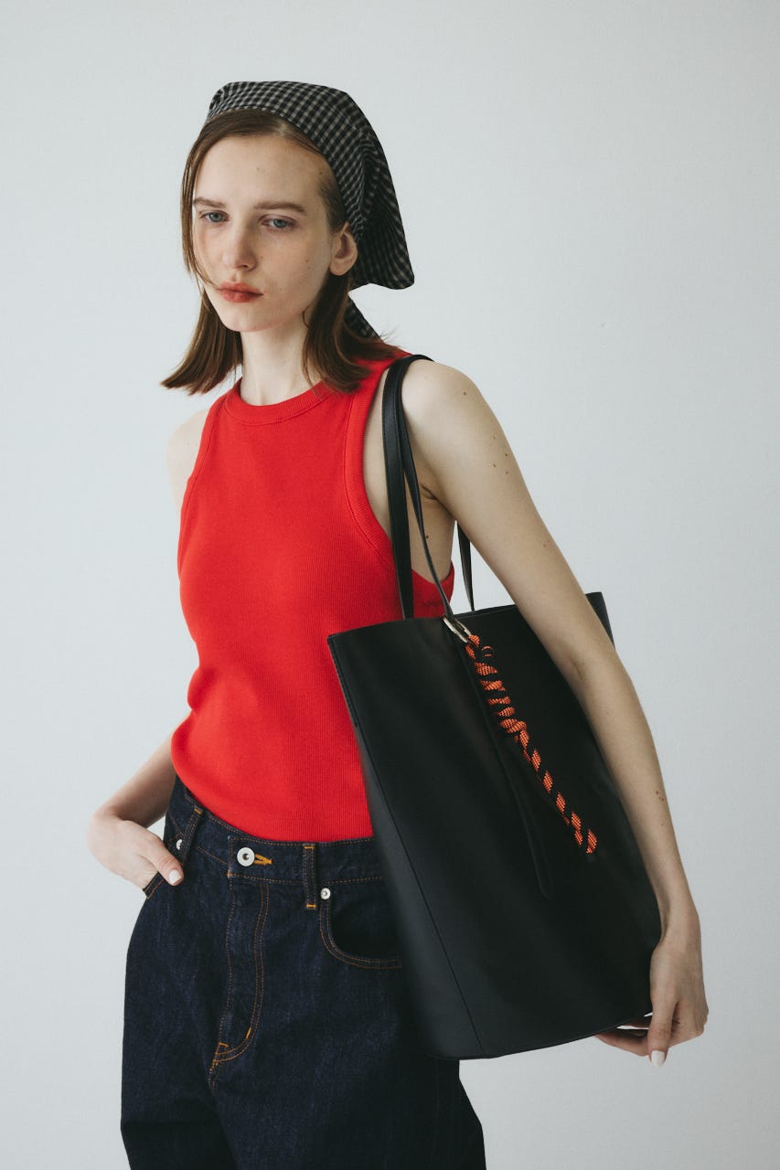 【ポイントアップ+4％対象商品】［予約］Trapezoid bag BLK FREE