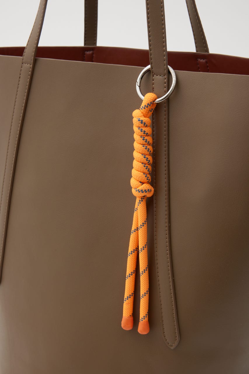 【ポイントアップ+4％対象商品】［予約］Trapezoid bag BRN FREE