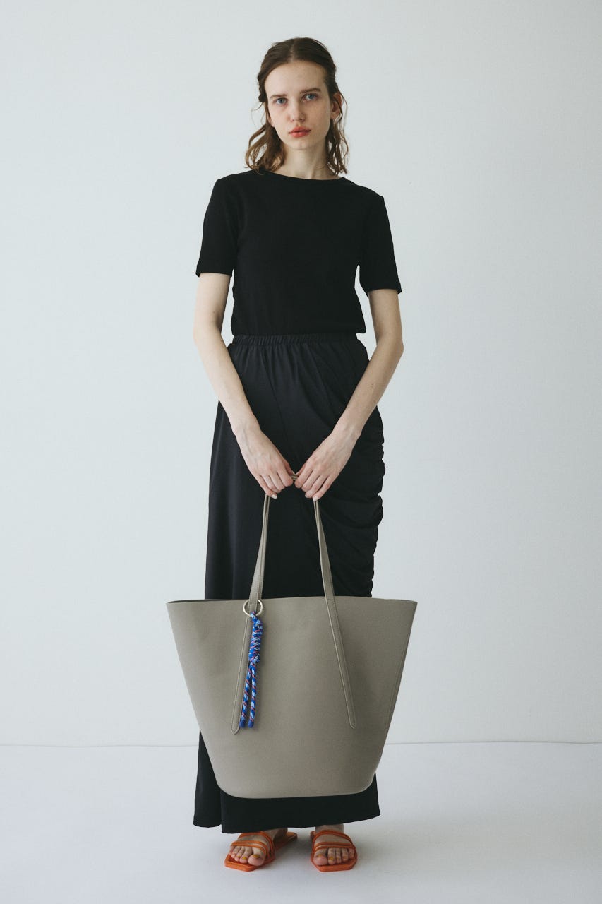 【ポイントアップ+4％対象商品】［予約］Trapezoid bag GRY FREE