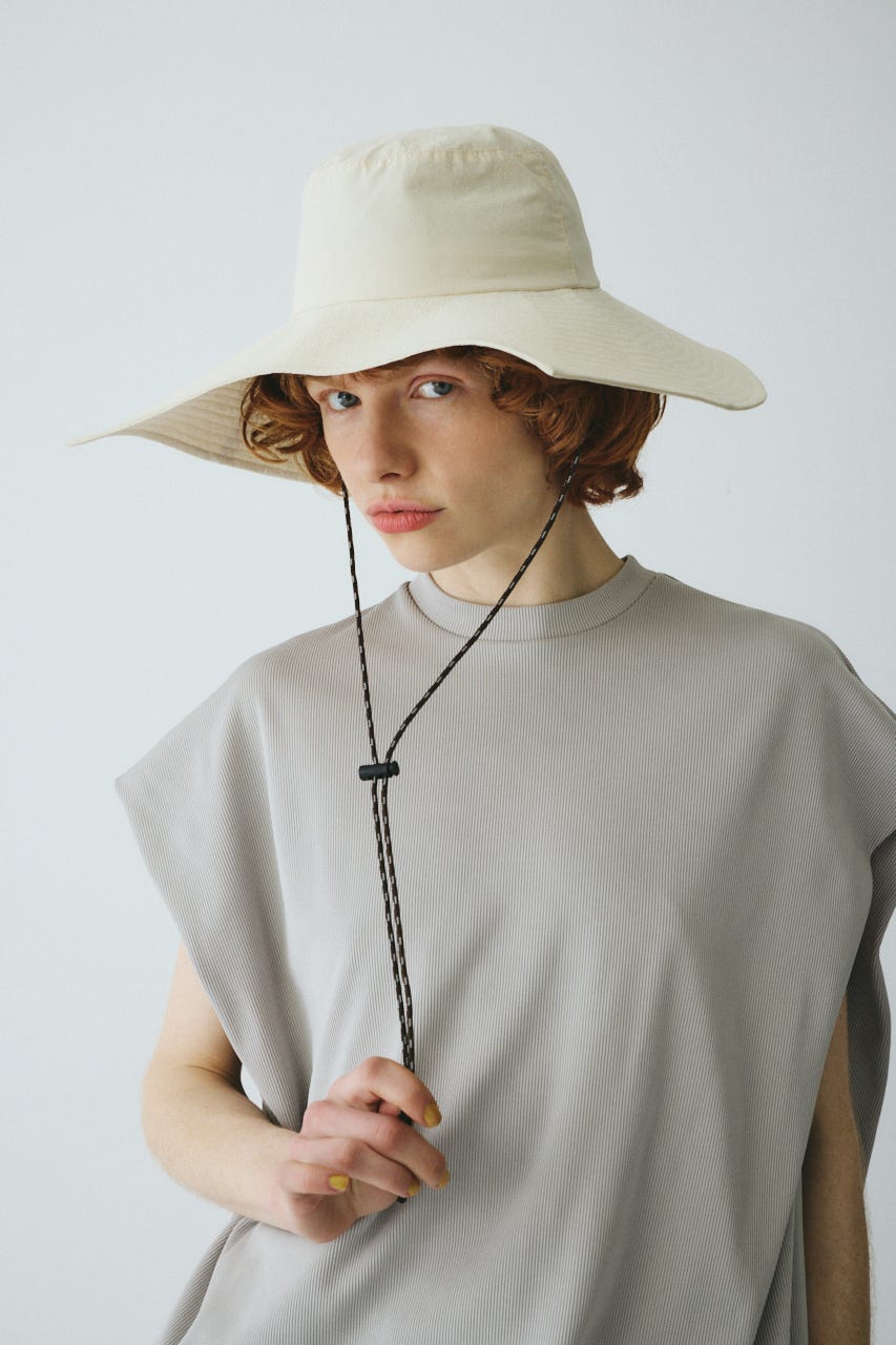 ［予約］Square brim hat WHT FREE