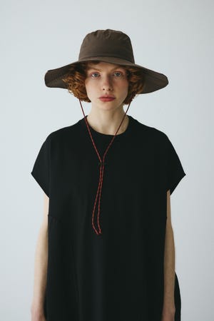 ［予約］Square brim hat