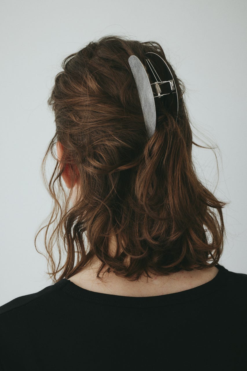 ［予約］Half moon hair clip SLV FREE