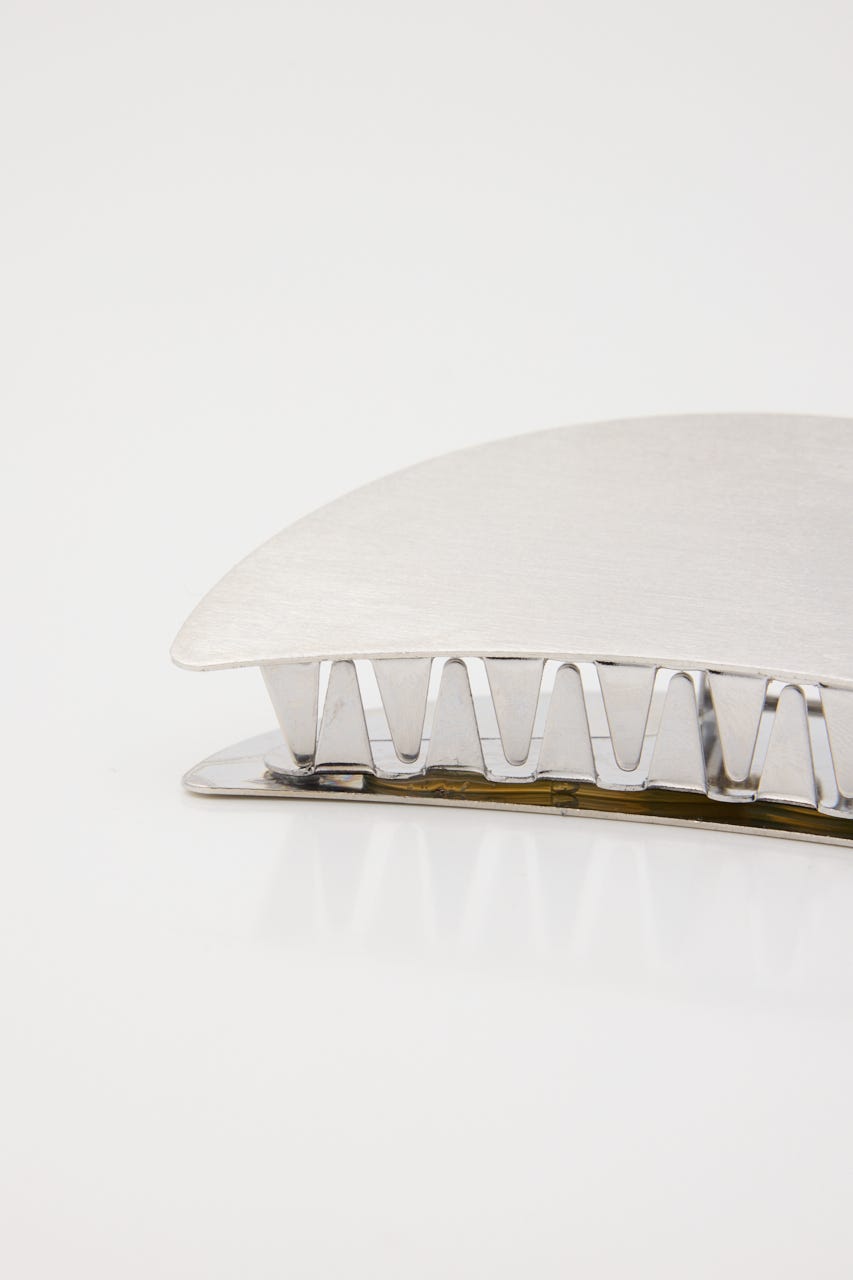 ［予約］Half moon hair clip SLV FREE