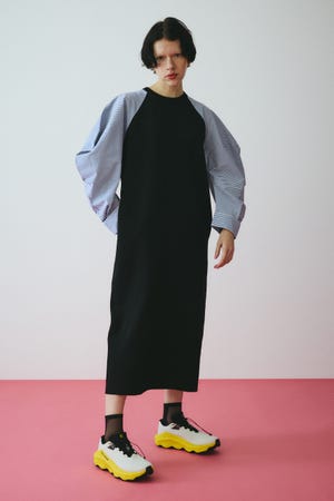 ［予約］Volume sleeve knit dress