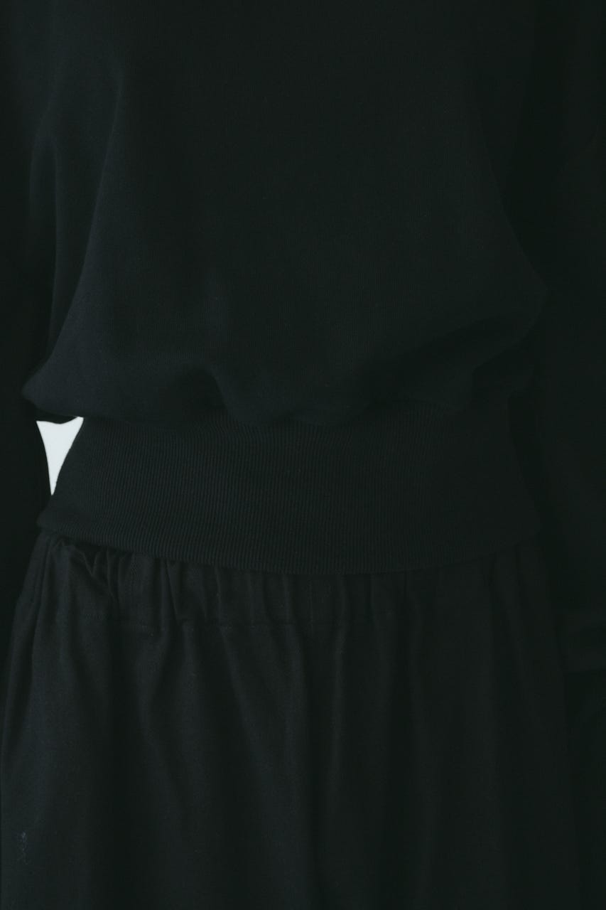 ［予約］Mountain sleeve tops BLK FREE