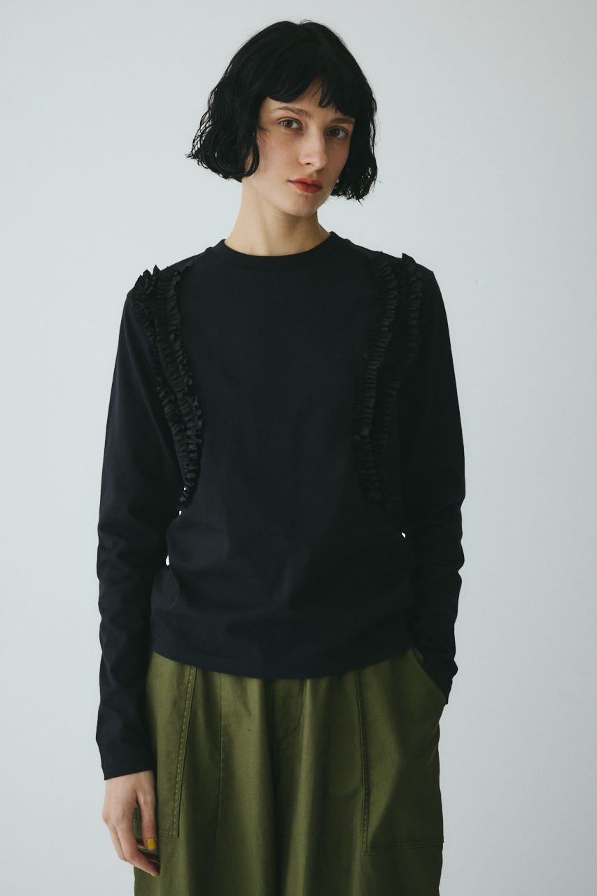 ［予約］Wave frill cut tops BLK FREE