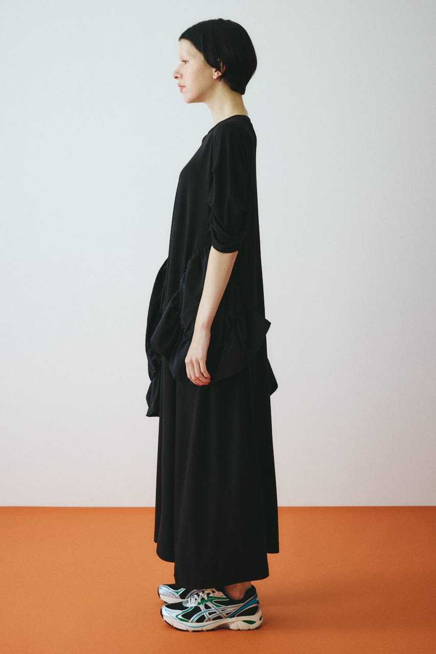 Round gather dress BLK FREE