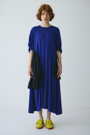 Round gather dress