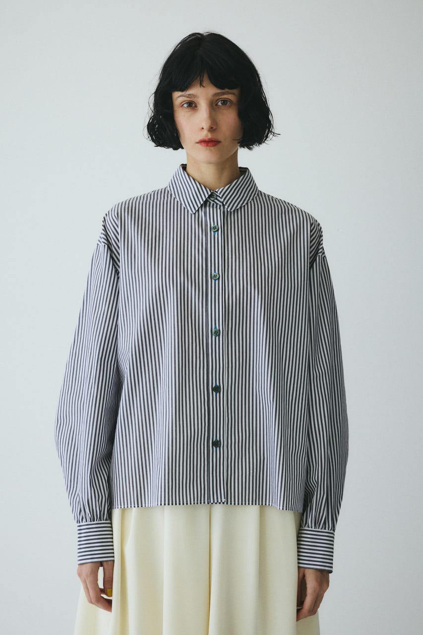 ［予約］Embroidery over shirt 柄BLK FREE