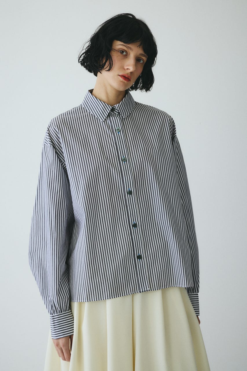 ［予約］Embroidery over shirt 柄BLK FREE