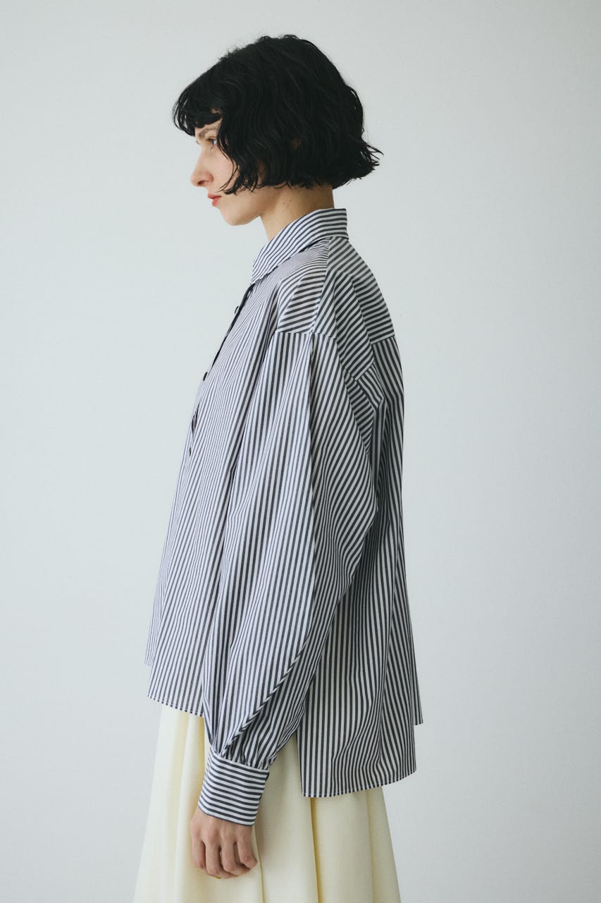 ［予約］Embroidery over shirt 柄BLK FREE