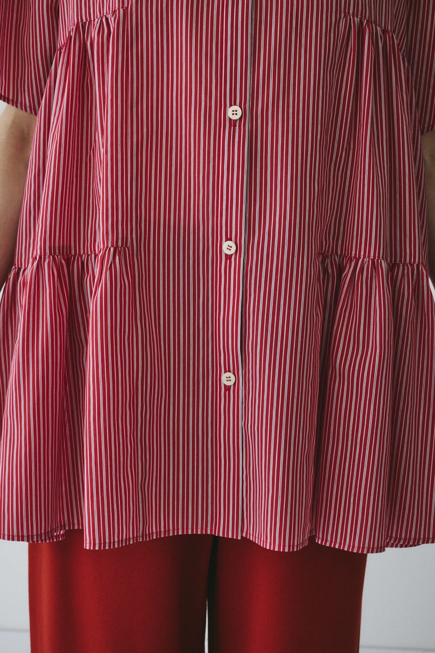 ［予約］Side gather A line shirt 柄RED FREE