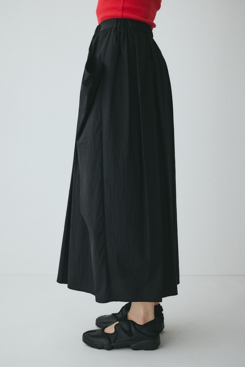 Volume nylon skirt BLK FREE