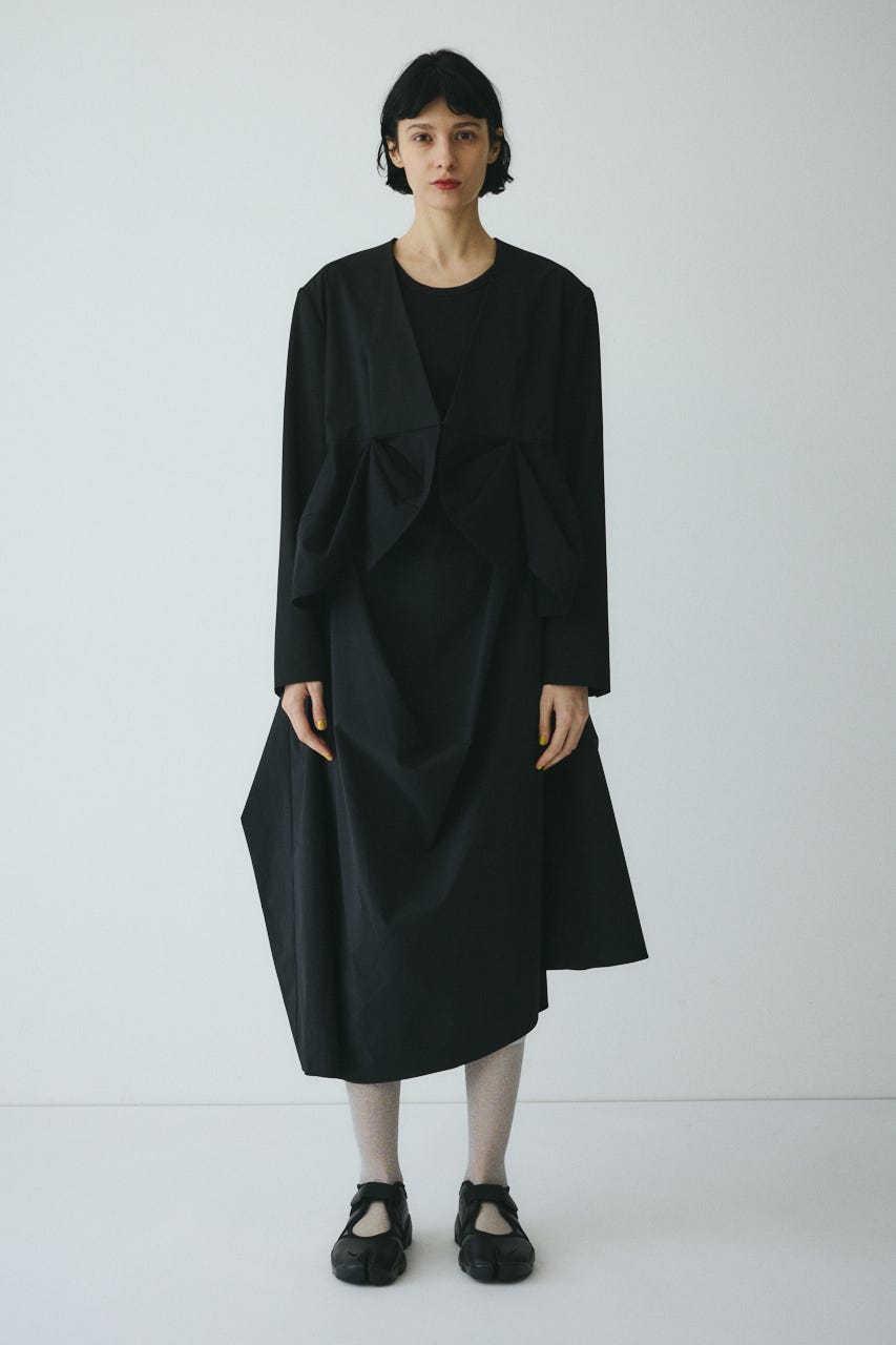 CLO random pic skirt BLK 36