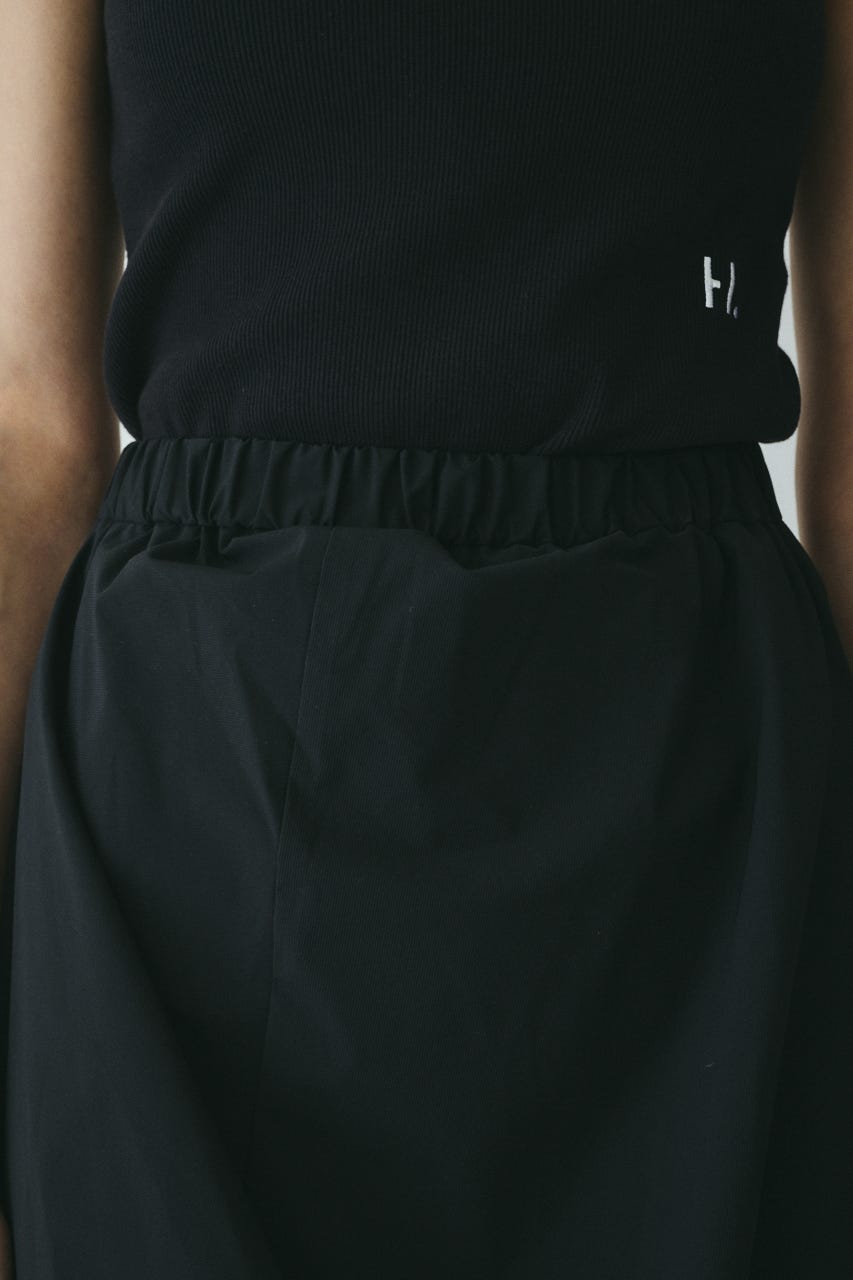 CLO random pic skirt BLK 36