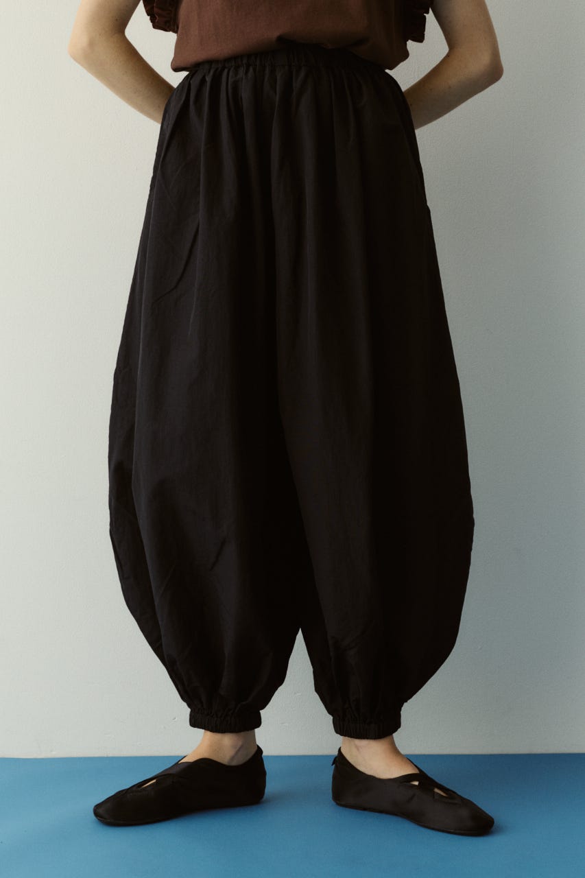 【ポイントアップ+4％対象商品】［予約］Nylon balloon pants BLK 38