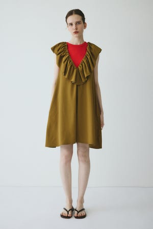 【ポイントアップ 4％対象商品】［予約］V neck frill all in one
