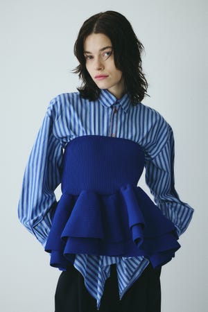 ［予約］Frill hem bustier