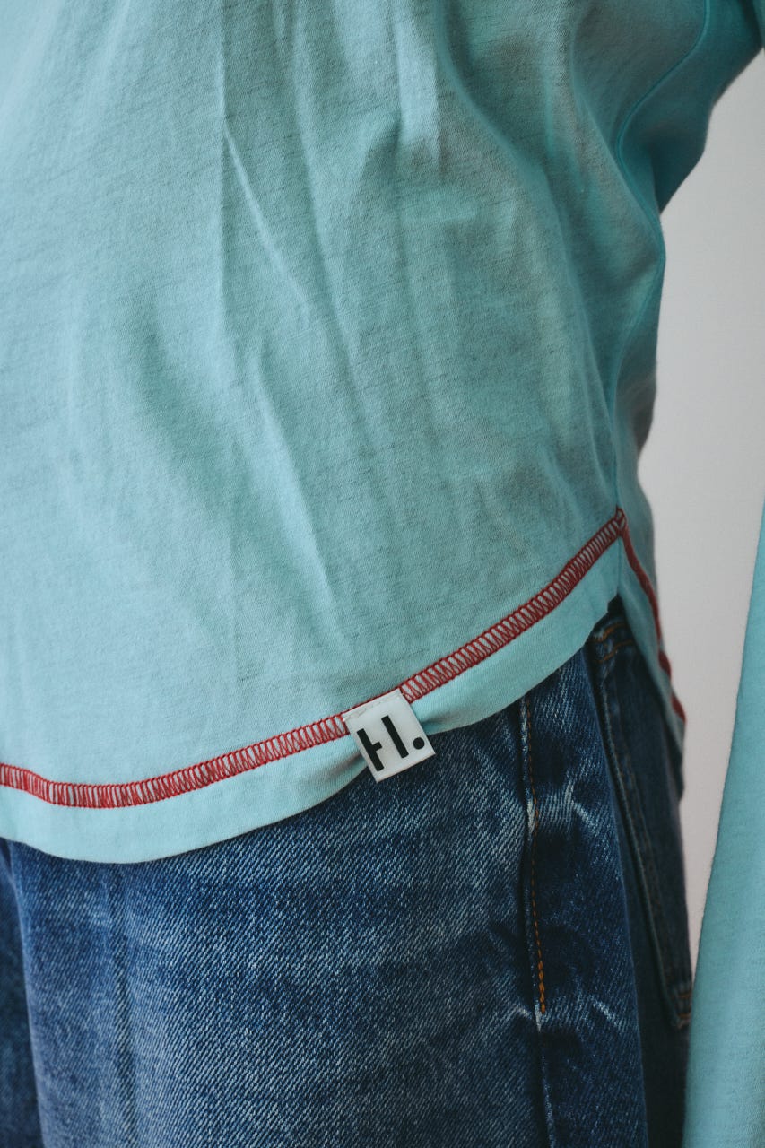 Sheer mellow tops L/BLU FREE