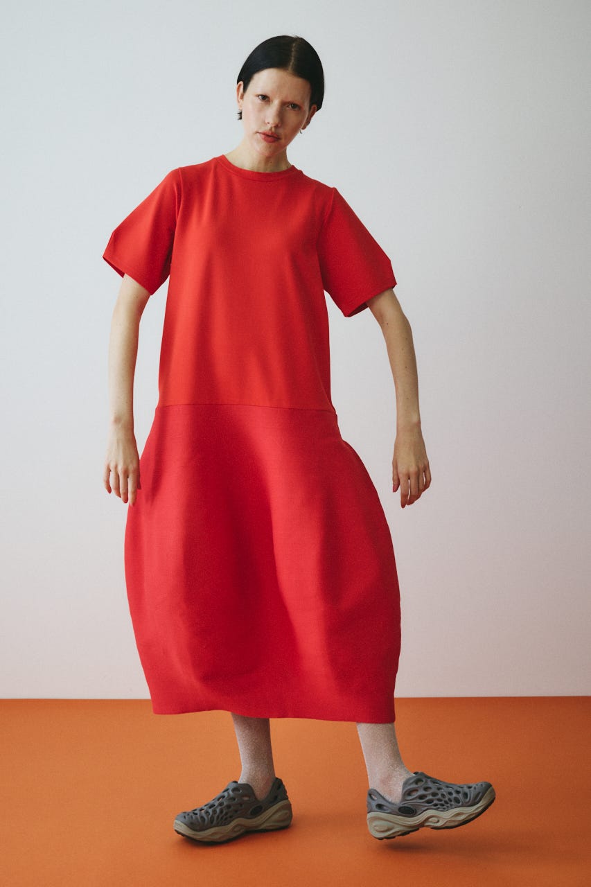 Docking balloon hem dress RED FREE