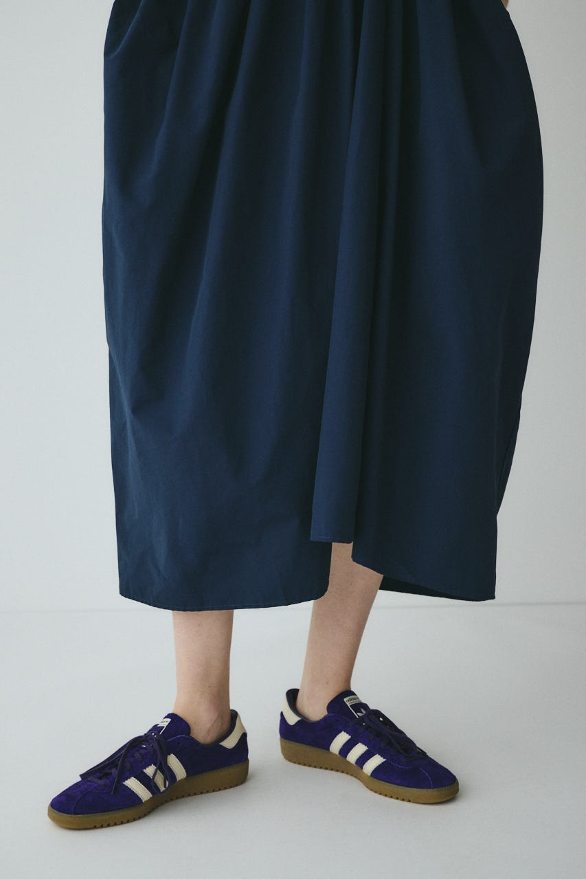 Wave frill cut  dress NVY FREE