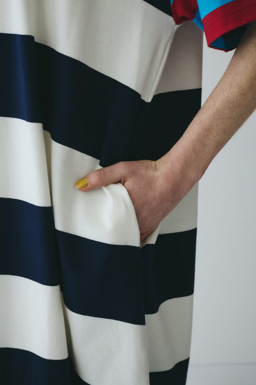 ［予約］Cut relax dress 柄NVY FREE