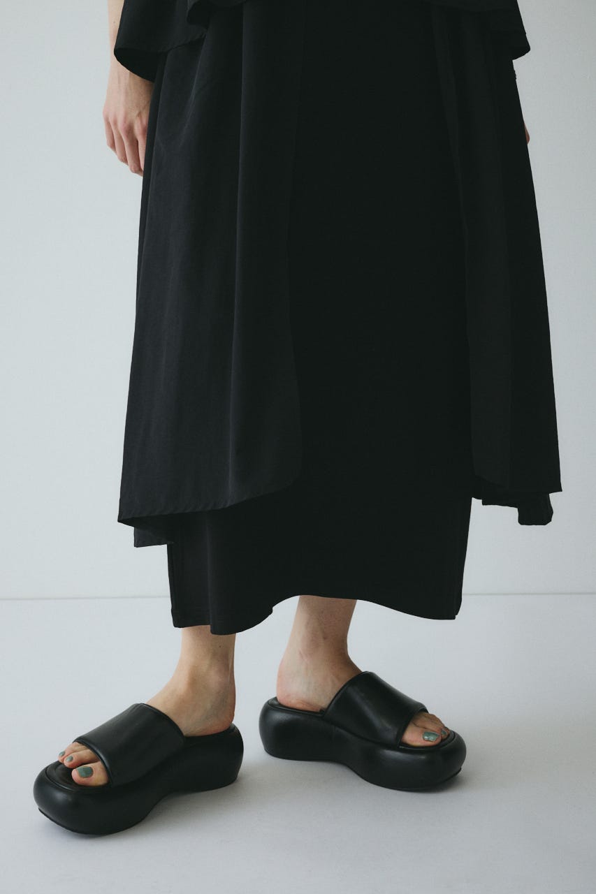 ［予約］Side frill pante dress BLK 36